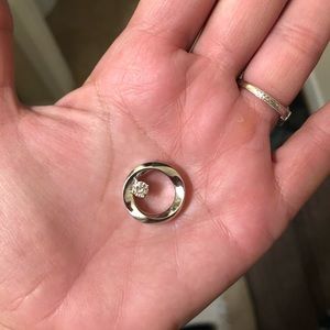 14 karat white gold pendant